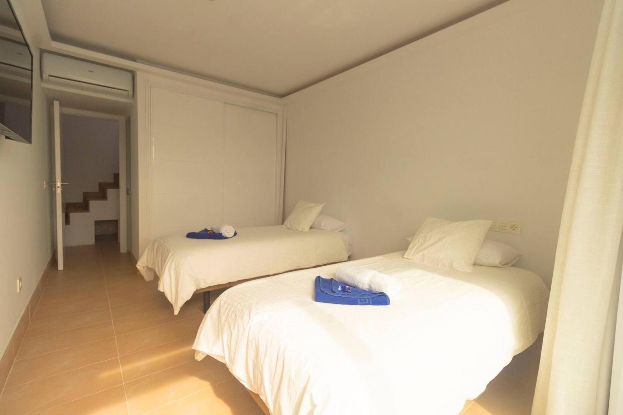 Luxury Villa Rincon Del Mar- Old Town - Puerto Del Carmen بويرتو ذيل كارمين المظهر الخارجي الصورة
